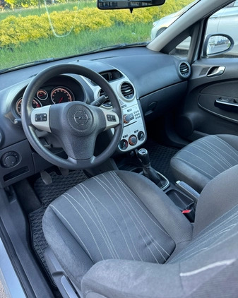 Opel Corsa cena 9900 przebieg: 157000, rok produkcji 2008 z Gliwice małe 121